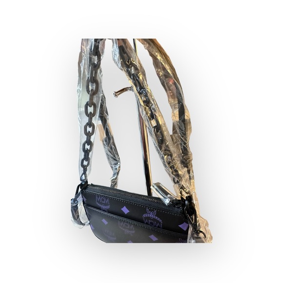 Brand NEW 💯Authentic MCM Mini Aren Colorsplash leather flat pouch crossbody 🚨 - Picture 8 of 9